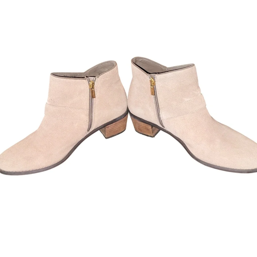 Lands' End Women's Ankle Boots Beige 10B Suede Leather Buckle Accent Zip Closure